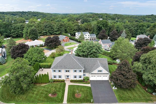 37 Mayflower Road, Winchester, MA 01890