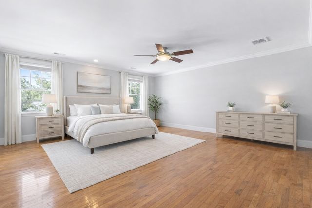 37 Mayflower Road, Winchester, MA 01890