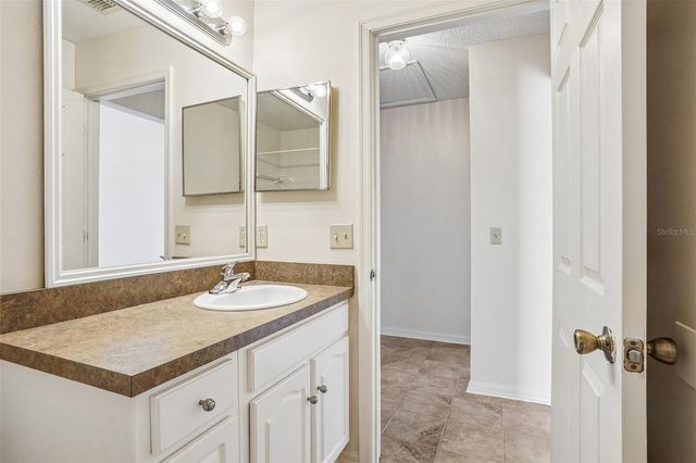 2596 ALCLOBE CIRCLE, Ocoee, FL 34761