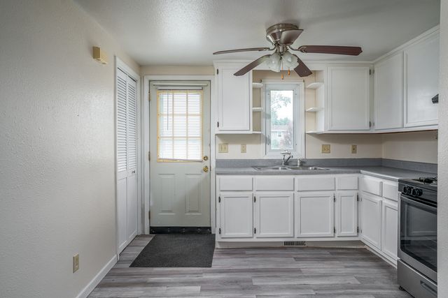 815 7th Street, Colona, IL 61241