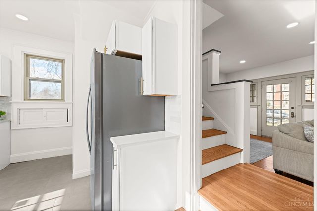 3625 Zinsle Avenue, Cincinnati, OH 45213