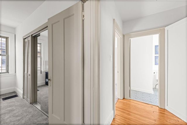 3625 Zinsle Avenue, Cincinnati, OH 45213