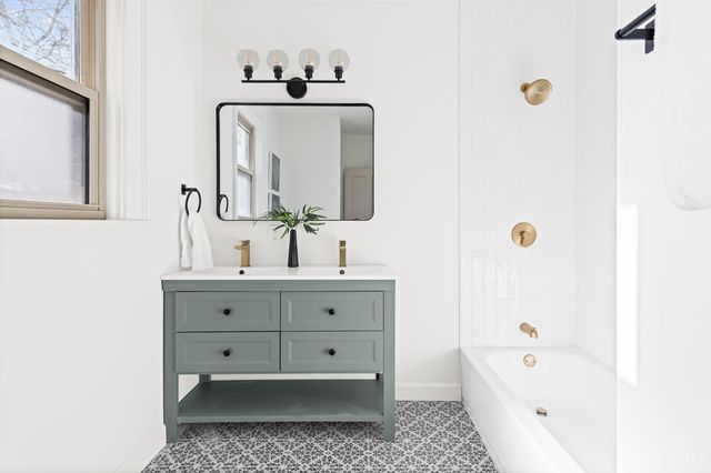 3625 Zinsle Avenue, Cincinnati, OH 45213