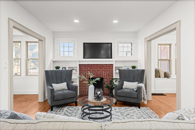 3625 Zinsle Avenue, Cincinnati, OH 45213