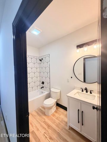 3944 Seahorn Ave, Knoxville, TN 37914