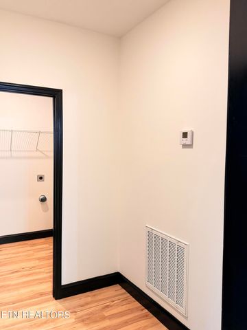 3944 Seahorn Ave, Knoxville, TN 37914