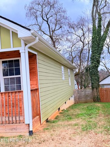 3944 Seahorn Ave, Knoxville, TN 37914