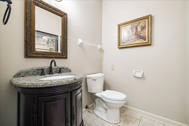 8876 DARBY DAN LN, Germantown, TN 38138