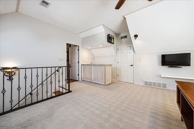 8876 DARBY DAN LN, Germantown, TN 38138