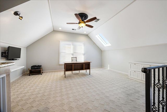 8876 DARBY DAN LN, Germantown, TN 38138