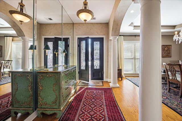 8876 DARBY DAN LN, Germantown, TN 38138