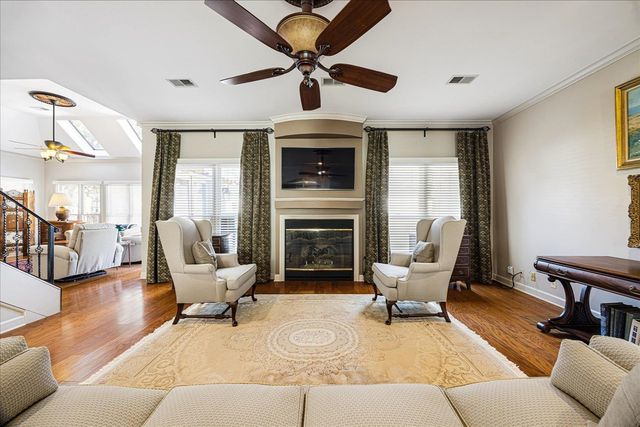 8876 DARBY DAN LN, Germantown, TN 38138