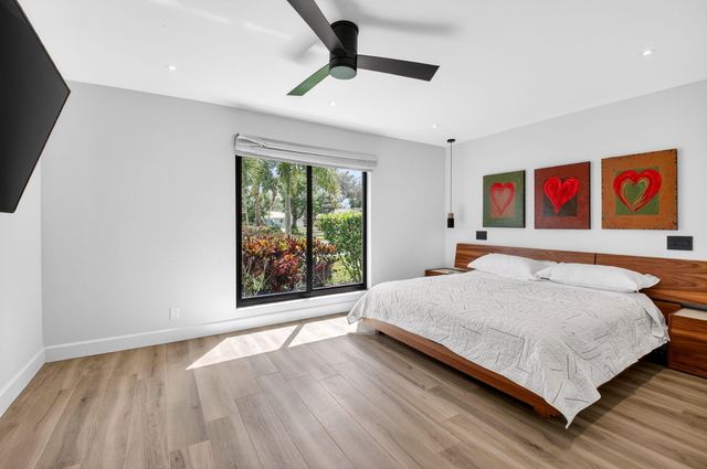 6899 Viento Way, Boca Raton, FL 33433