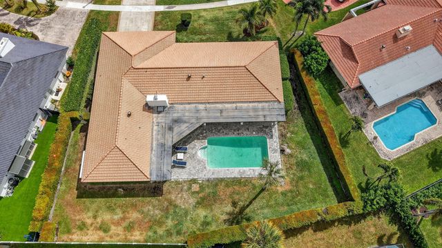 6899 Viento Way, Boca Raton, FL 33433