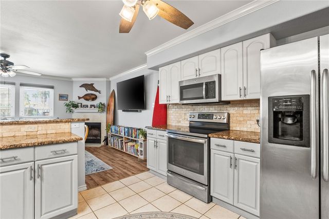 15409 Salt Cay Ct D, Corpus Christi, TX 78418