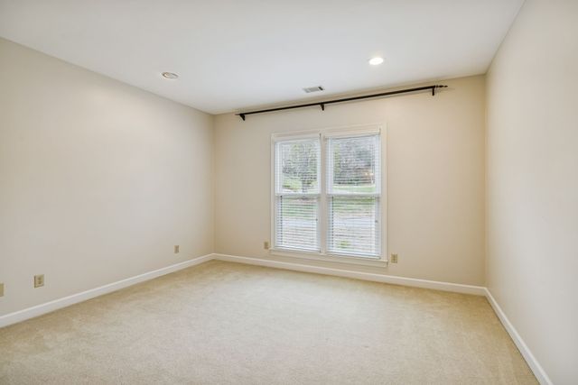 525 Dekemont Ln, Brentwood, TN 37027