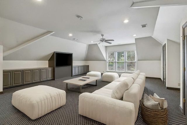 525 Dekemont Ln, Brentwood, TN 37027