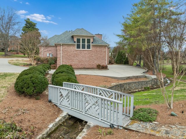 525 Dekemont Ln, Brentwood, TN 37027