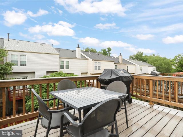 6528 OSPREY POINT LN, Alexandria, VA 22315