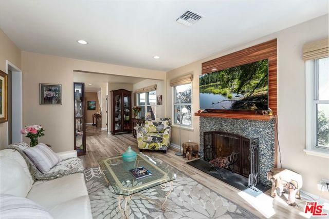 6727 W 88th Street, Westchester, CA 90045