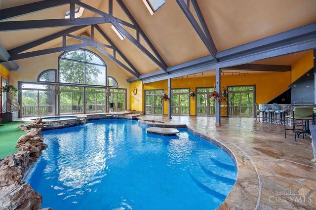 7883 Chestershire Drive, West Chester, OH 45241