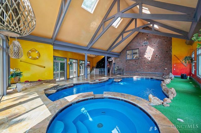 7883 Chestershire Drive, West Chester, OH 45241