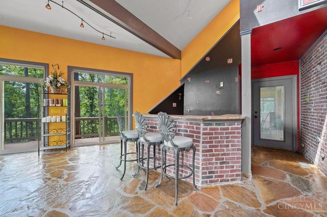 7883 Chestershire Drive, West Chester, OH 45241