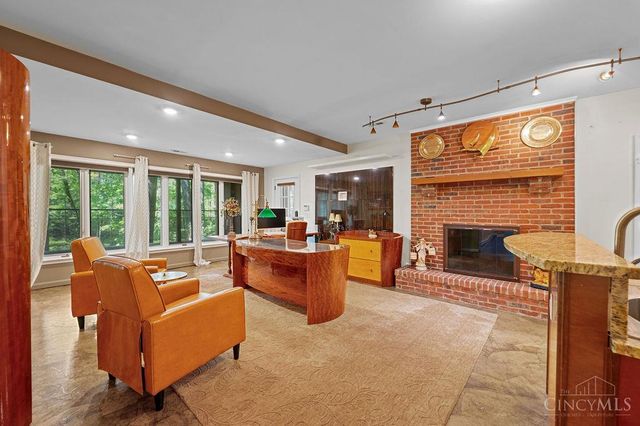 7883 Chestershire Drive, West Chester, OH 45241