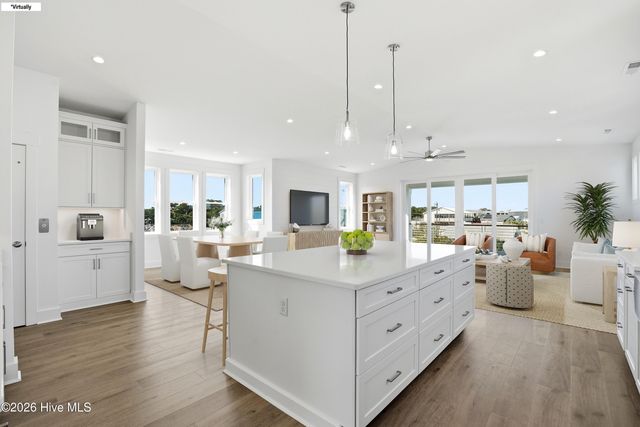 113 Ocean View Avenue, Kure Beach, NC 28449