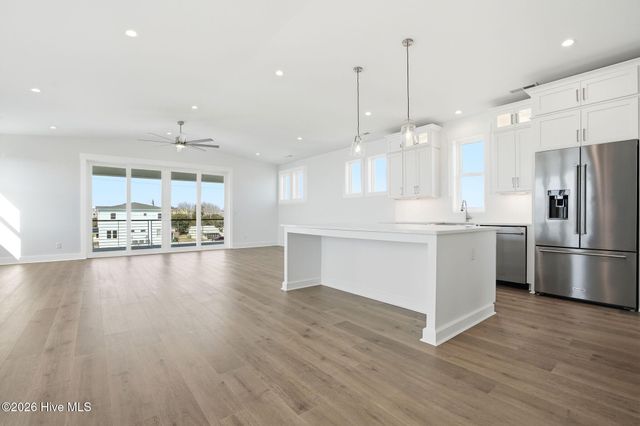 113 Ocean View Avenue, Kure Beach, NC 28449