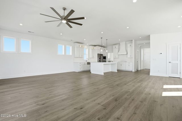 113 Ocean View Avenue, Kure Beach, NC 28449