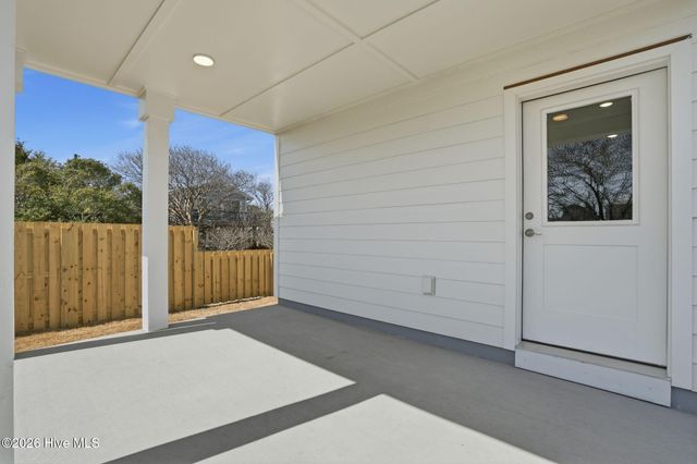 113 Ocean View Avenue, Kure Beach, NC 28449