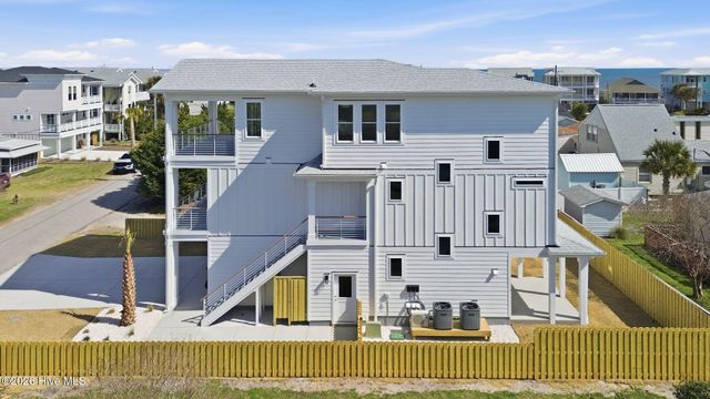 113 Ocean View Avenue, Kure Beach, NC 28449