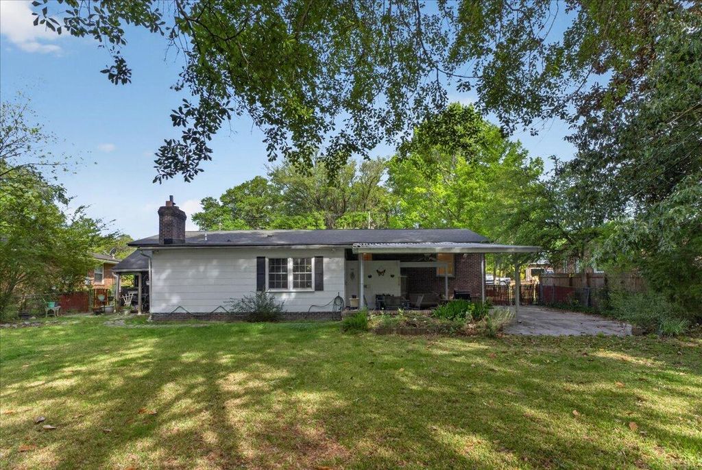 Image 28 of property listing at 1225 Hillside Drive, Hanahan, SC 29410