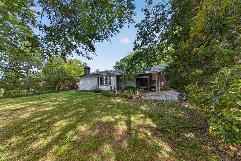 Image 30 of property listing at 1225 Hillside Drive, Hanahan, SC 29410