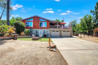 1026 Arnold Way, Alpine, CA 91901