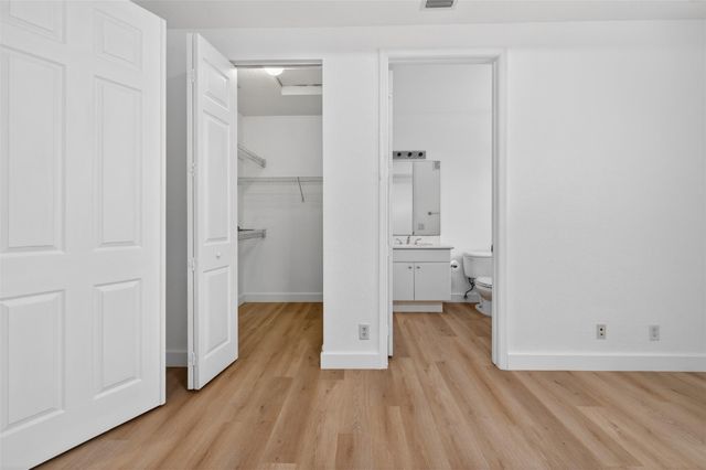 2678 Center Court Dr 2678, Weston, FL 33332