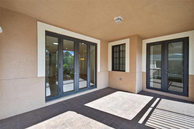 2678 Center Court Dr 2678, Weston, FL 33332