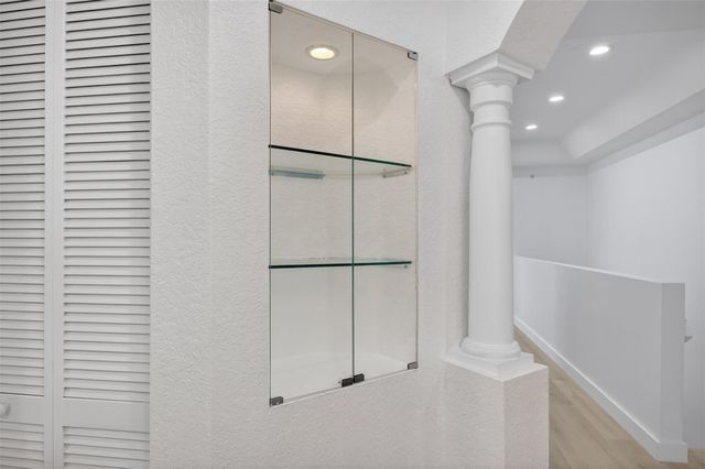 2678 Center Court Dr 2678, Weston, FL 33332