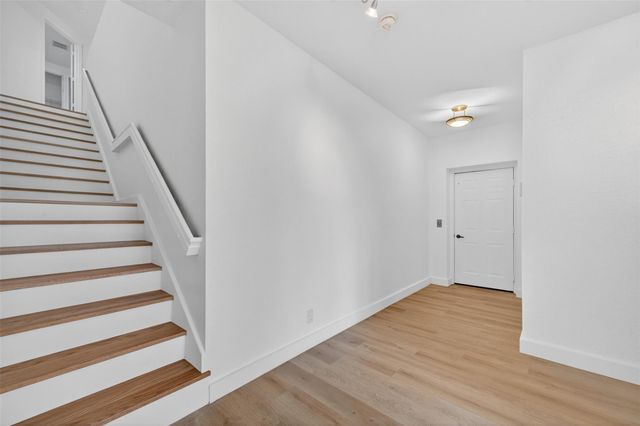 2678 Center Court Dr 2678, Weston, FL 33332