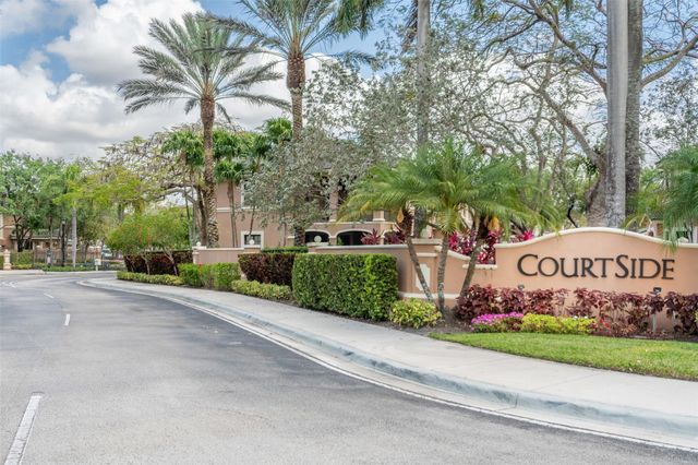 2678 Center Court Dr 2678, Weston, FL 33332