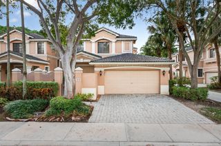 2678 Center Court Dr 2678, Weston, FL 33332