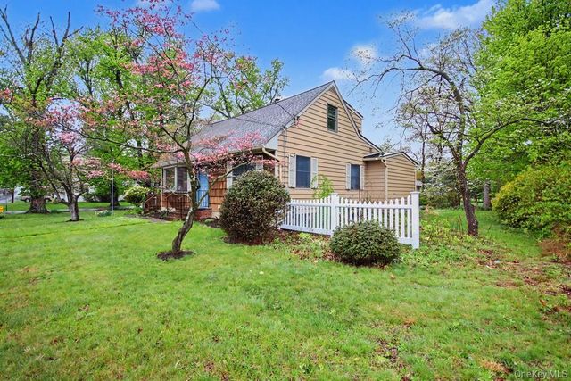 24 Convent Road, Nanuet, NY 10954