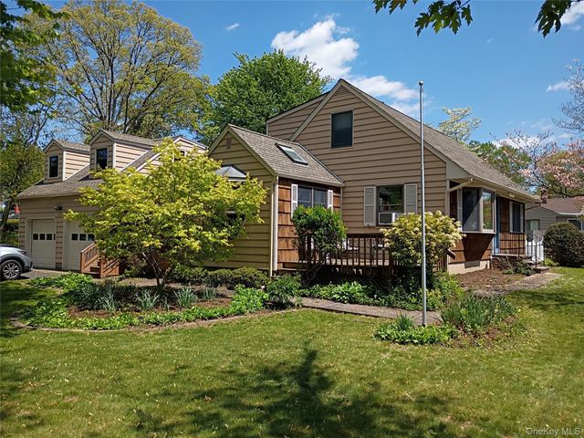 24 Convent Road, Nanuet, NY 10954