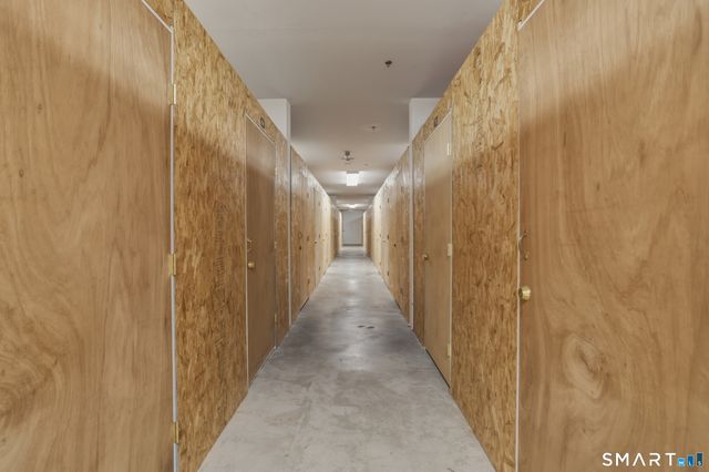 1 King Philip Drive 301, West Hartford, CT 06117