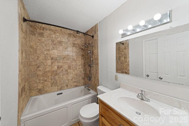 3227 Westover Road, Statesville, NC 28677