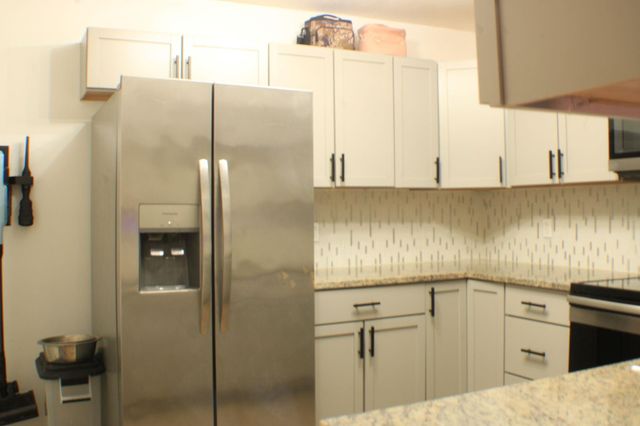 506 Azalea Street, Lake Jackson, TX 77566