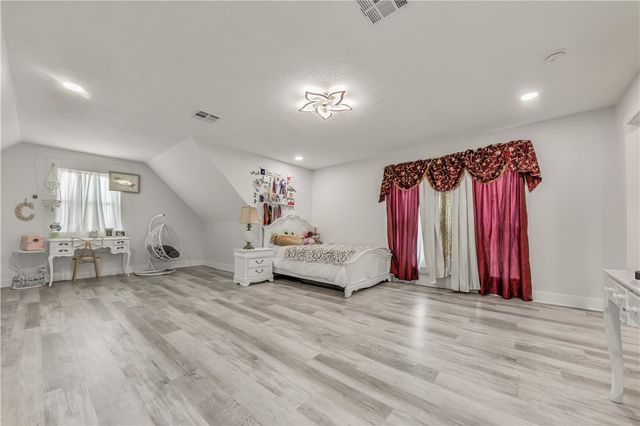 3553 North Country Drive, Bryan, TX 77808