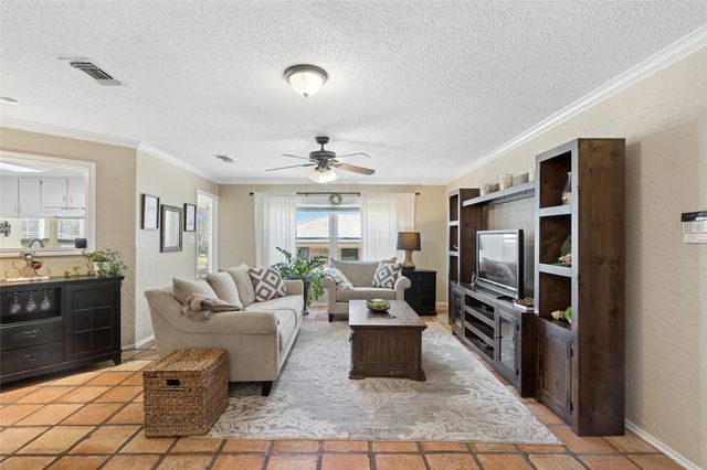 7704 Skylake Drive, Fort Worth, TX 76179