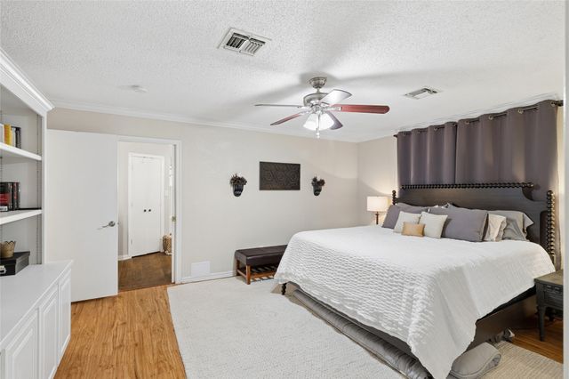 7704 Skylake Drive, Fort Worth, TX 76179